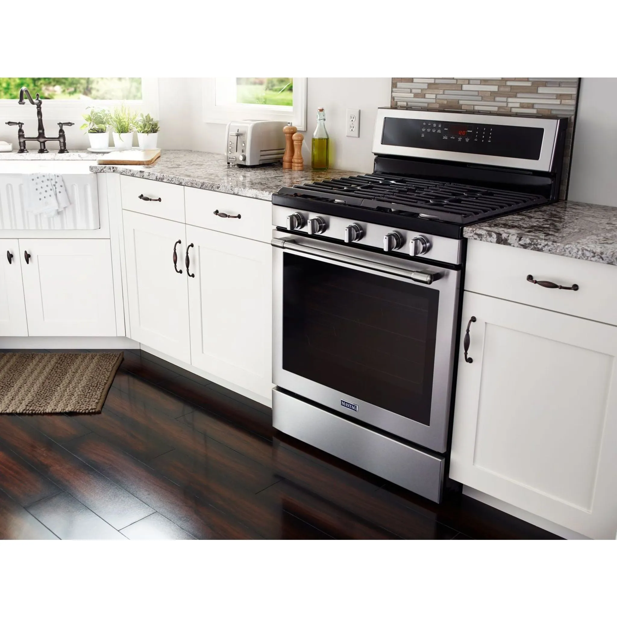 Maytag 30" WIDE GAS RANGE WITH TRUE CONVECTION AND POWER PREHEAT - 5.8 cu. ft. (MGR8800FZ)