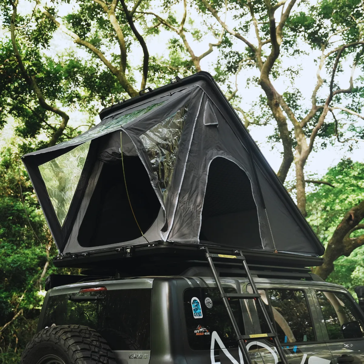 Novsight Hard Shell Rooftop Tent Camping Tent For Car